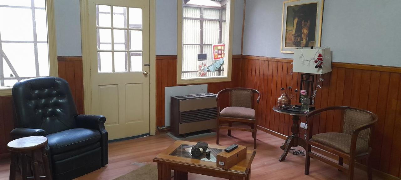 Pension Al Sur Del.Mundo Punta Arenas Bagian luar foto